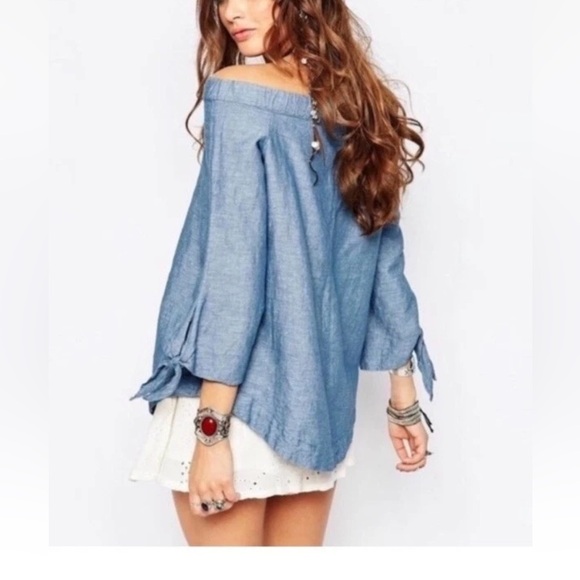 Free People Show Me Some Shoulder Chambray Cotton Linen Denim Off Shoulder Top - Picture 11 of 13